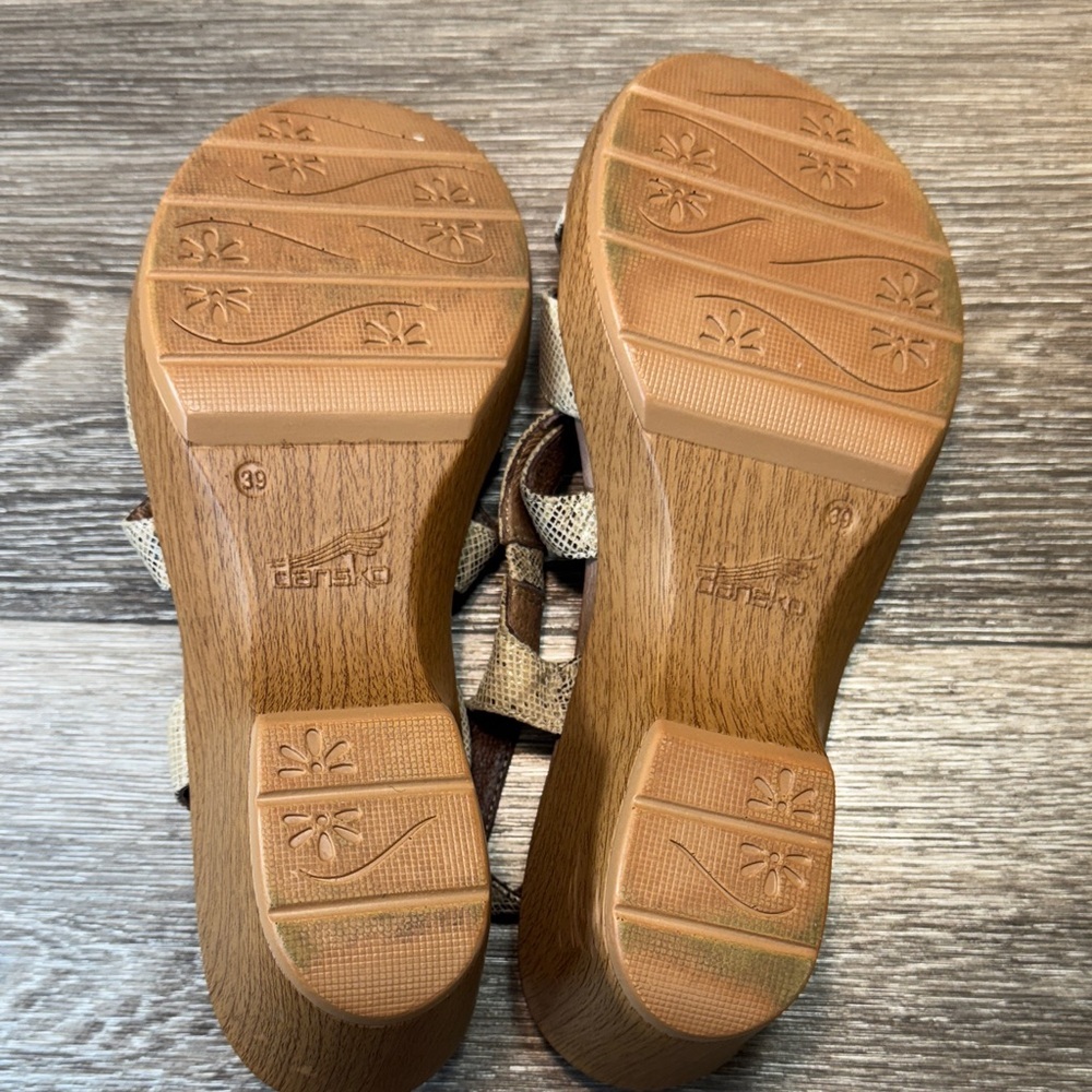 Dansko Beige Snakeskin Strappy Sandals woman’s 39 (j87) - Picture 6 of 8